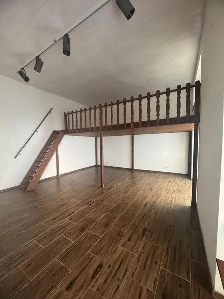 Loftartiges Wohnen mit Galeriecharakter mitten in Kreuzberg — photo 1